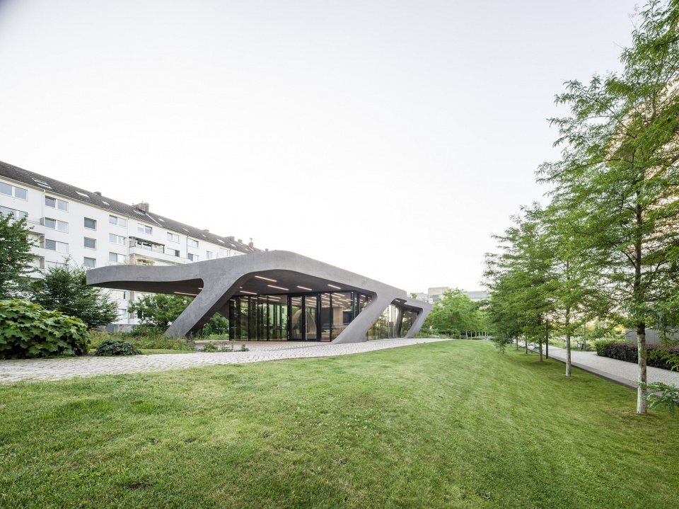 FOM University new social space J.MAYER .H