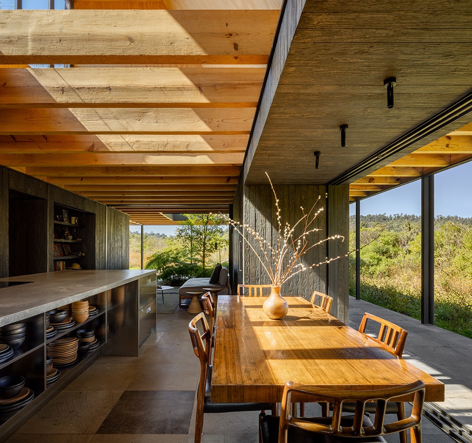 CASA COSECHA DE LLUVIA by Robert Hutchison Architecture JSa
