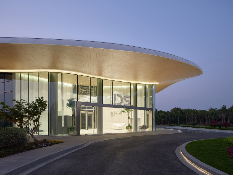 International Digital Sea Investment And Exhibition Center China by HATCH Architects