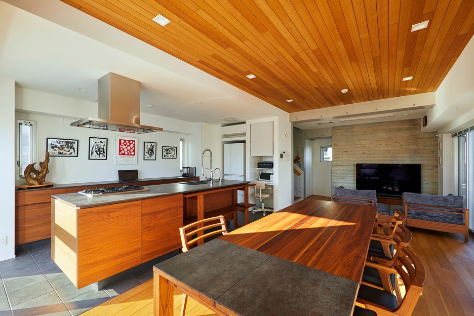 KIBA Tokyo Residence by SAKAE Architects Engineers