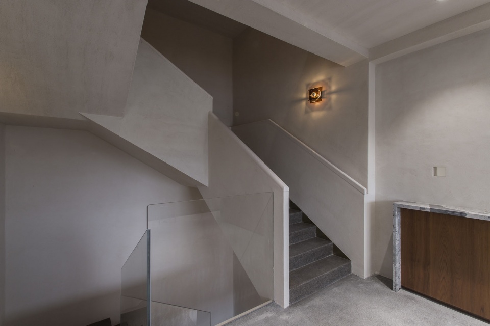 mini 101 space by hill architecture