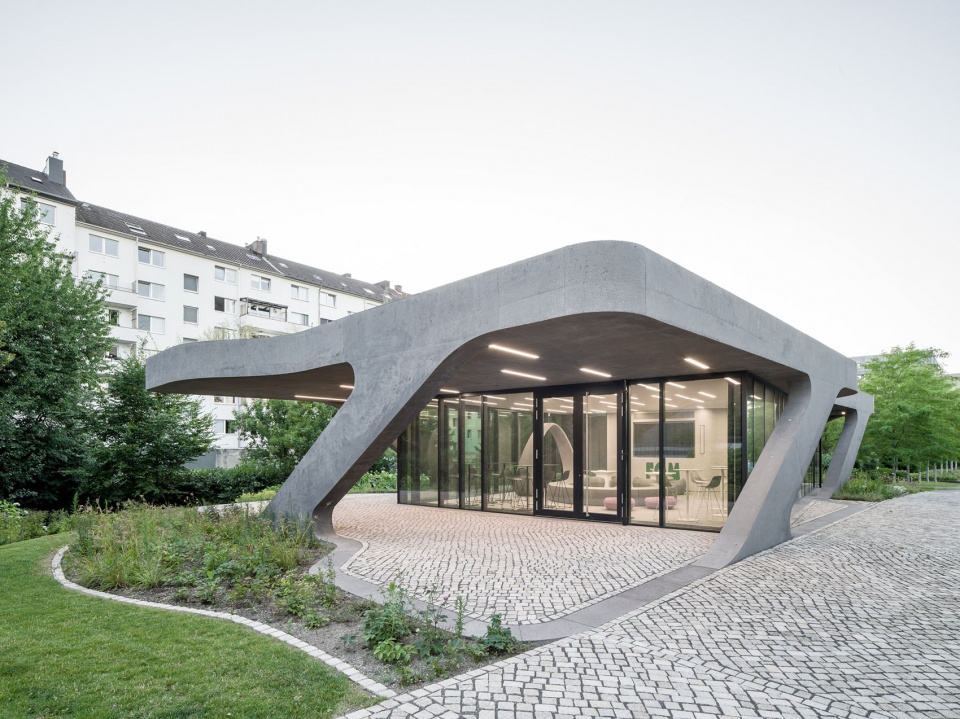 FOM University new social space J.MAYER .H