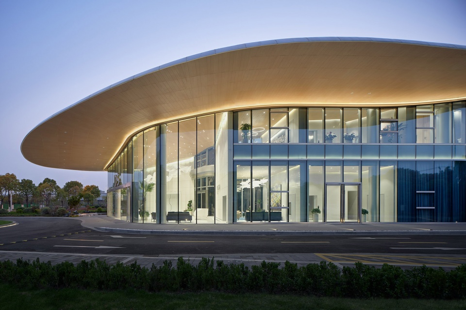 International Digital Sea Investment And Exhibition Center China by HATCH Architects