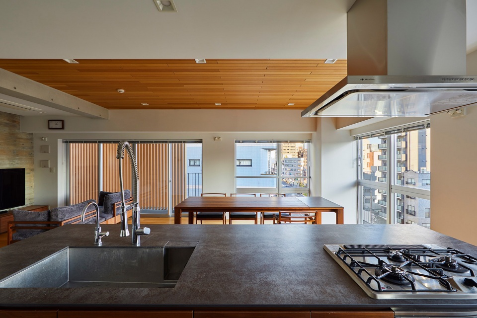 KIBA Tokyo Residence by SAKAE Architects Engineers