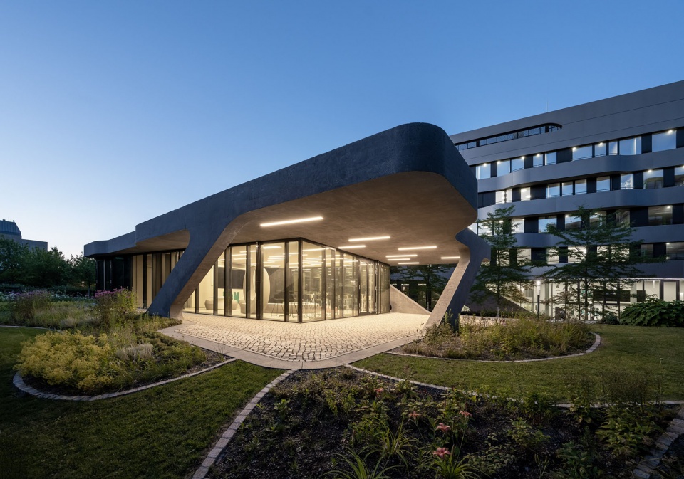 FOM University new social space J.MAYER .H