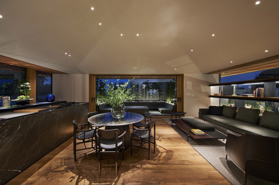 C4L by CUBO design architect