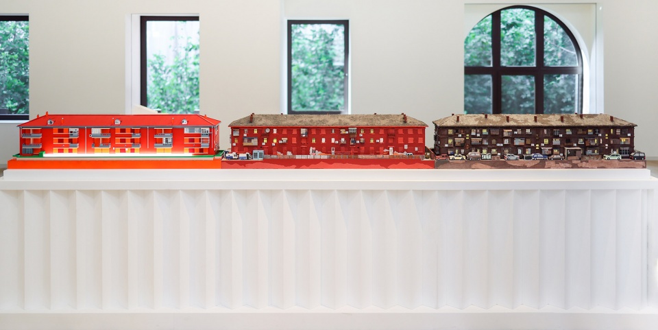 scape of urban object and life models by li han