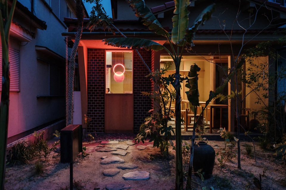 House in Hayashisaki Matsue Beach by Akio Isshiki Architects