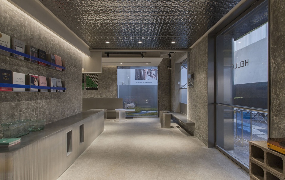 mini 101 space by hill architecture
