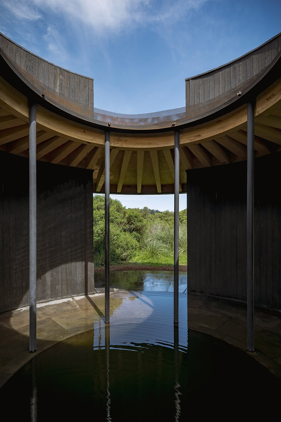 CASA COSECHA DE LLUVIA by Robert Hutchison Architecture JSa