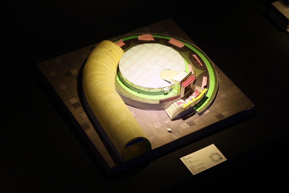 scape of urban object and life models by li han