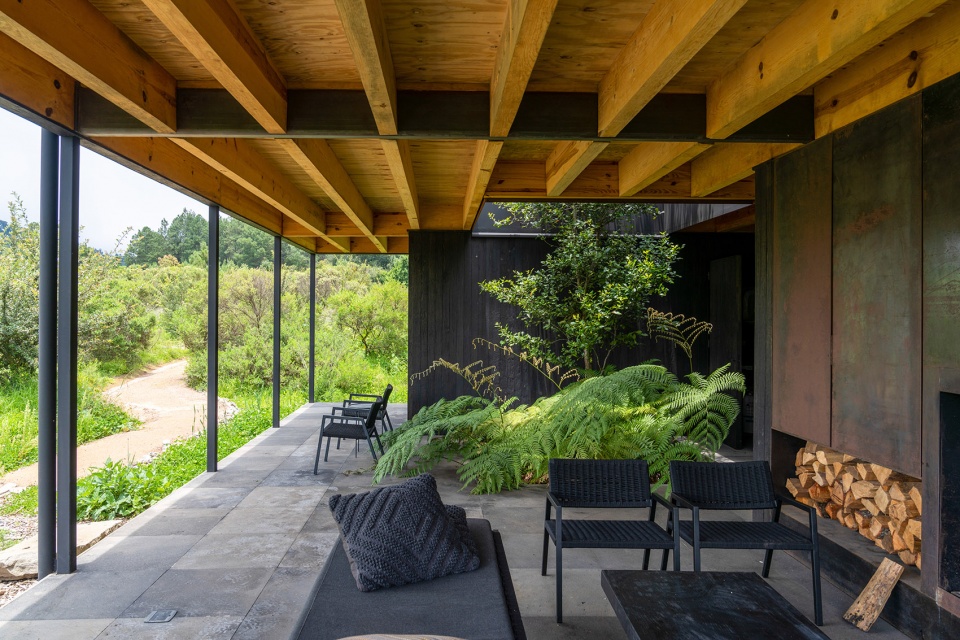 CASA COSECHA DE LLUVIA by Robert Hutchison Architecture JSa
