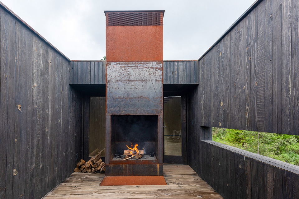 CASA COSECHA DE LLUVIA by Robert Hutchison Architecture JSa