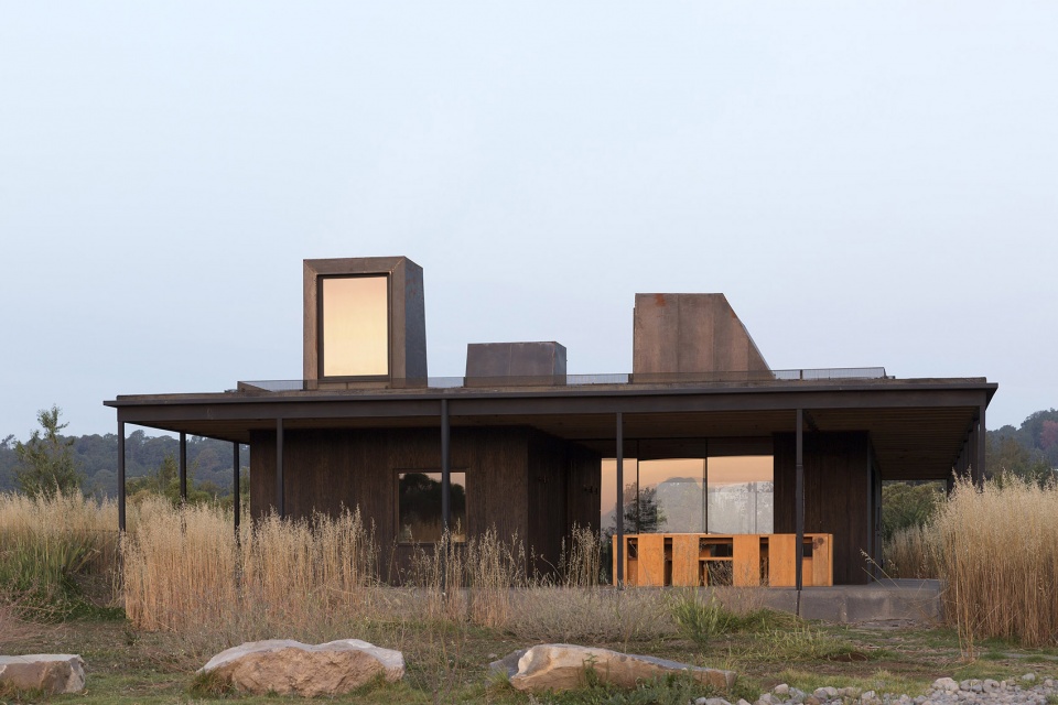 CASA COSECHA DE LLUVIA by Robert Hutchison Architecture JSa