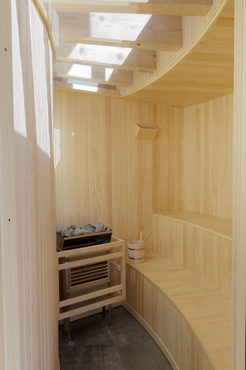CASA COSECHA DE LLUVIA by Robert Hutchison Architecture JSa