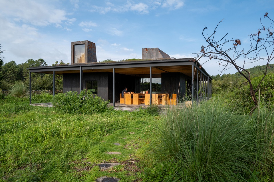 CASA COSECHA DE LLUVIA by Robert Hutchison Architecture JSa