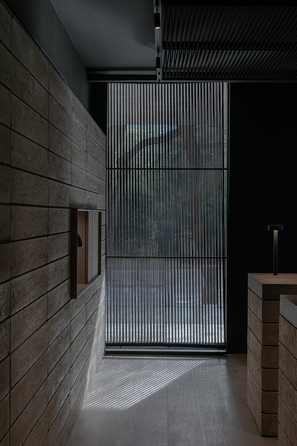 bosco de lobos by francesc rife studio
