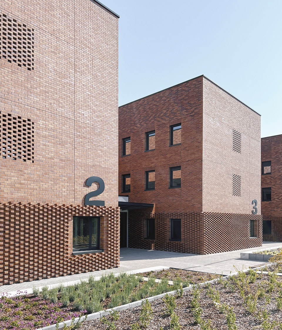 Accomodation for the operational unit of the Counter Terrorism Centre by epitesz studio