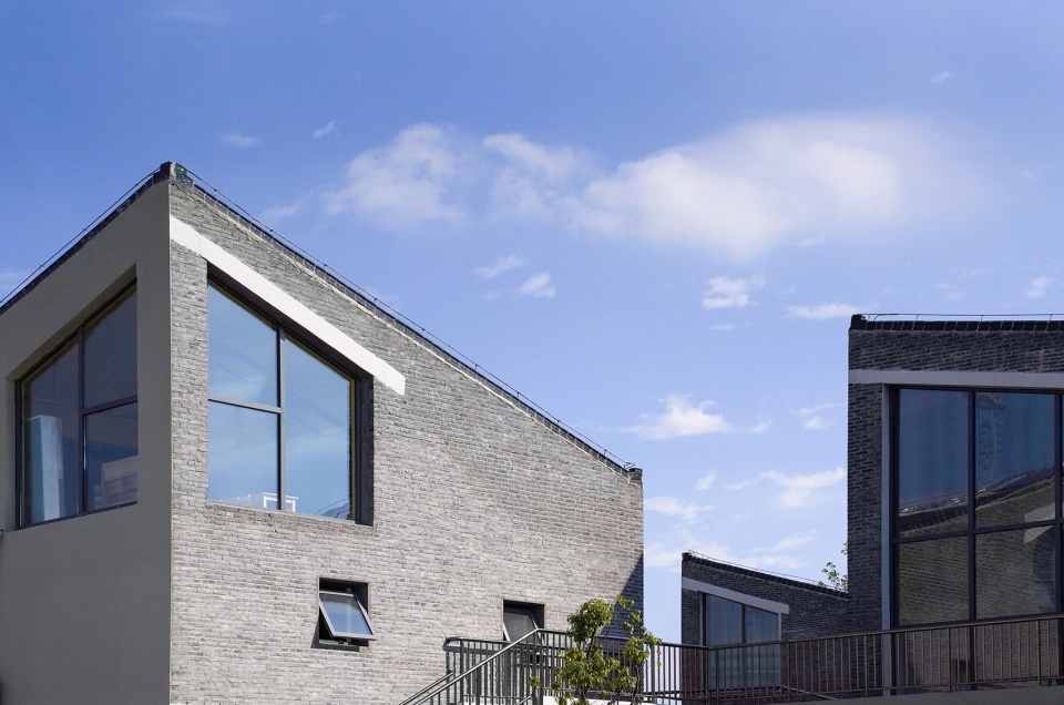 crossboundaries office fact