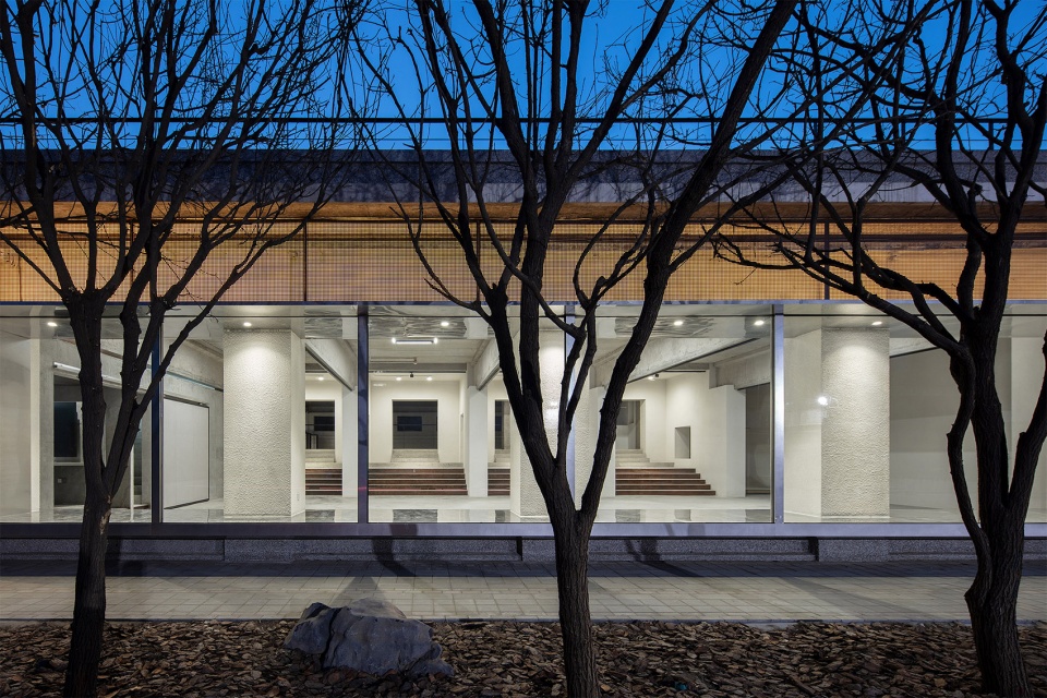 wind h art center 751 phase i by jin qiuye studio