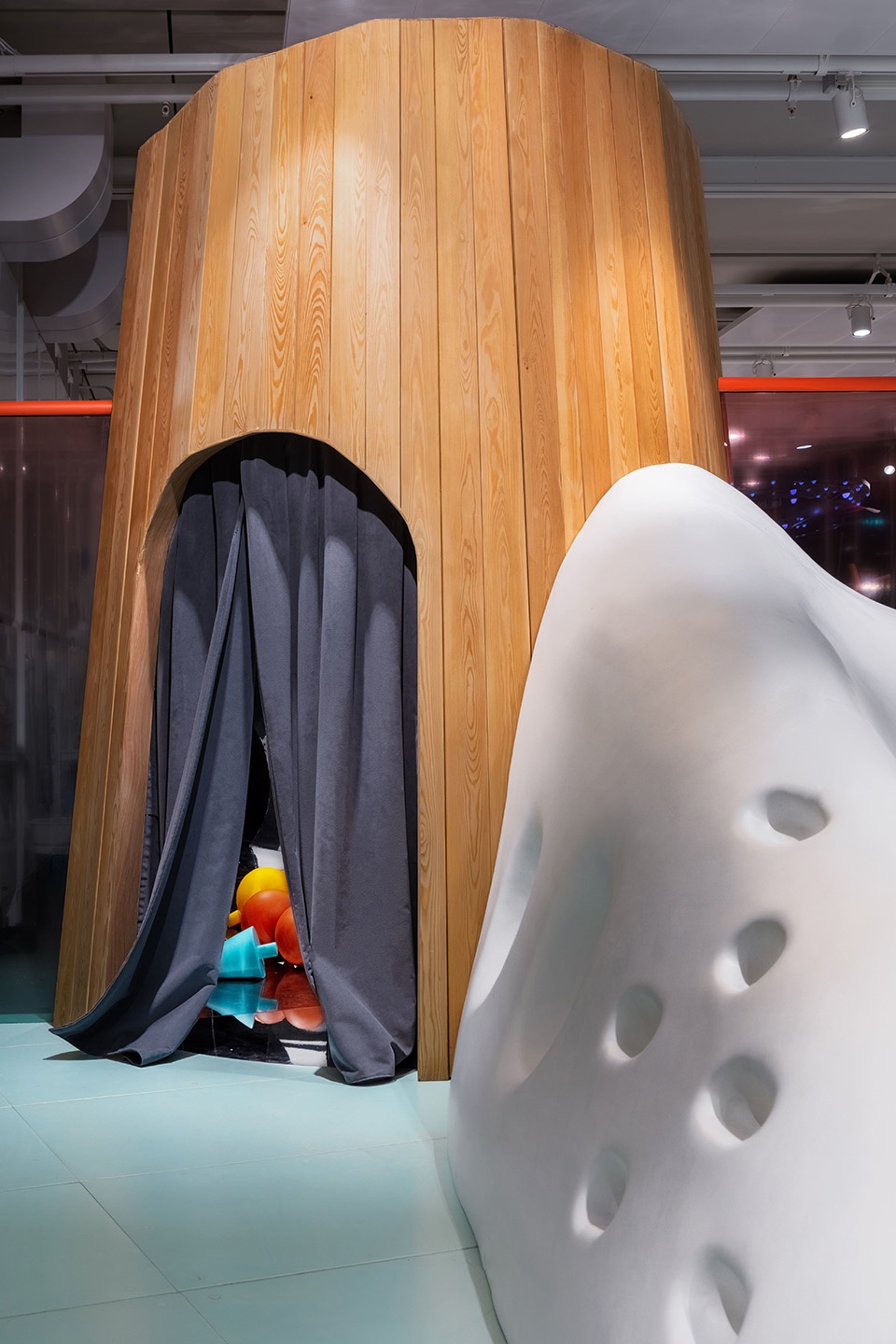 Atelier at GES 2 UTRO architectural studio
