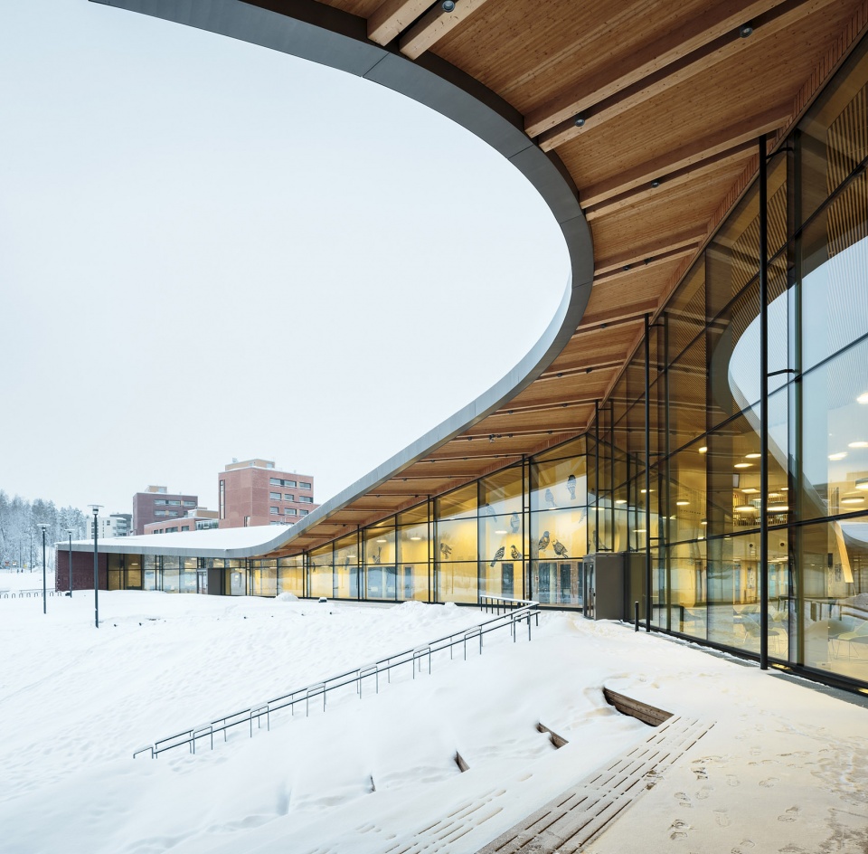 Saunalahti comprehensive school by Verstas Architects