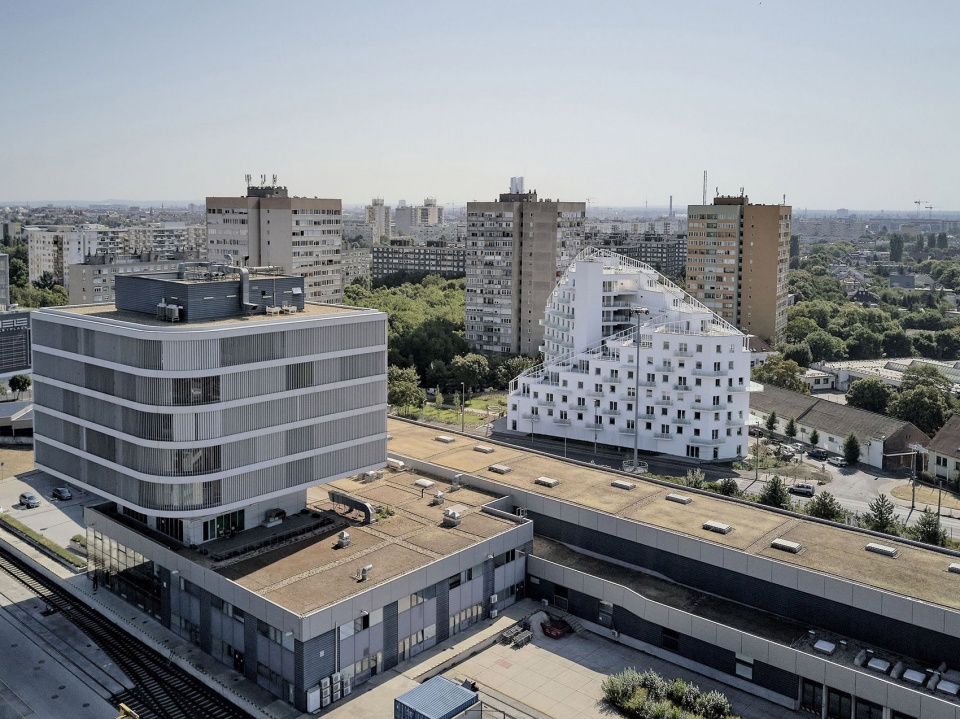 Trendo11 Terraced Residential Building in Budapest by LAB5 architects