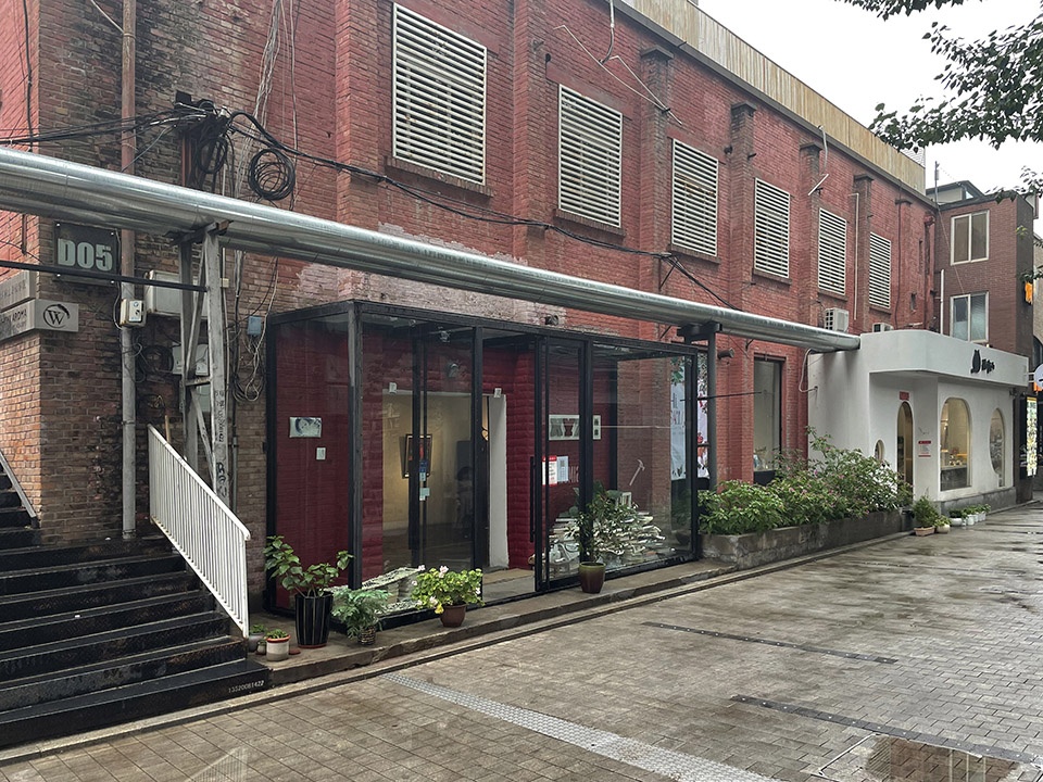 XYZ Gallery Beijing by RENGARCH
