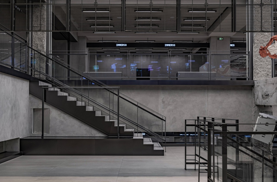 COSMO INNERCO Lighting Design by Guangzhou Lam Light Design