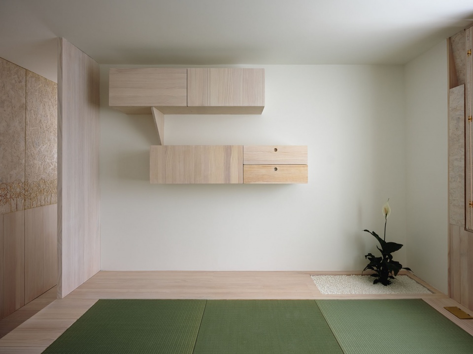 Dragon Flat Tsuruta Architects