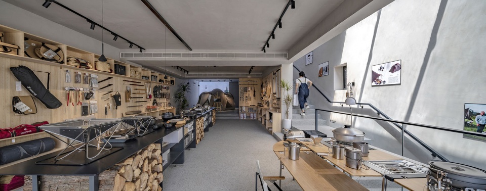 Snow Peak 紫旸山庄店 弘石设计
