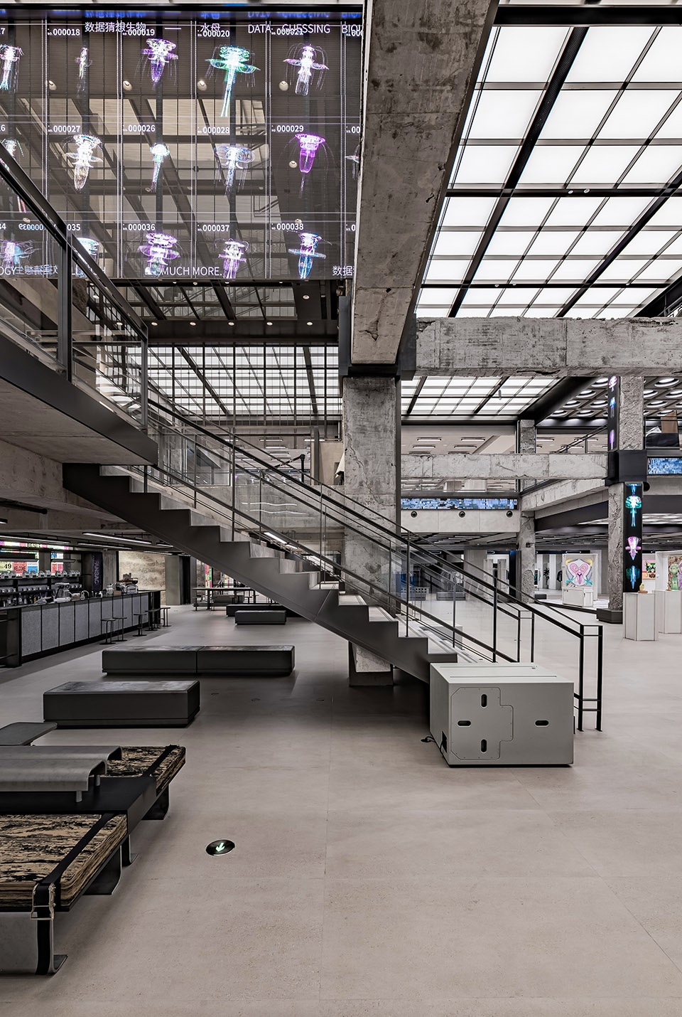 COSMO INNERCO Lighting Design by Guangzhou Lam Light Design