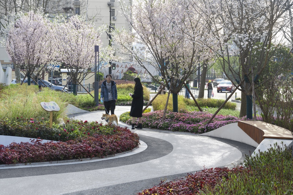Shanghai Jingxin Pocket Park China by U Design Lab