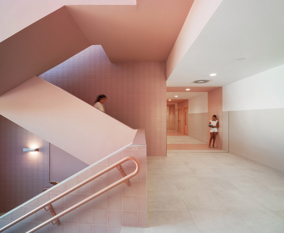 Doctor Calatayud School by COR ASOCIADOS ARQUITECTOS