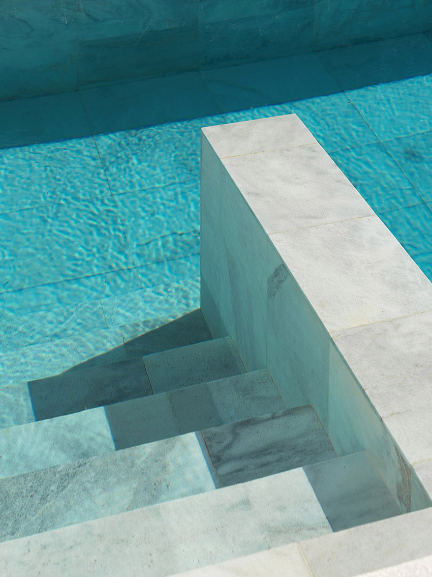 ALAMO HOUSE by Fran Silvestre Arquitectos eaf