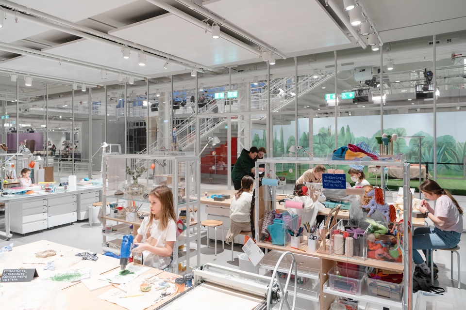 Atelier at GES 2 UTRO architectural studio