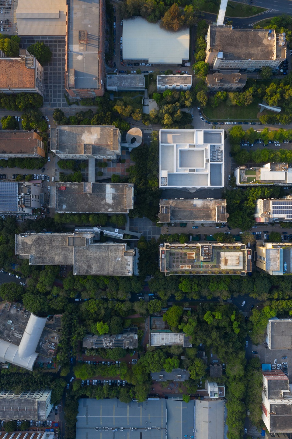 ocat b10 shenzhen by urbanus
