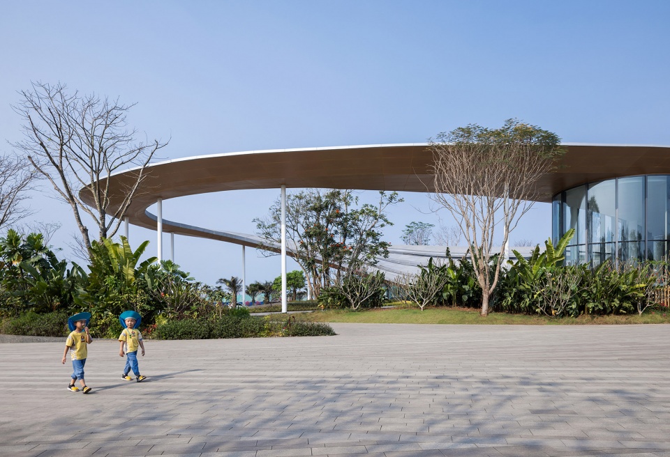 Haikou Xixiu Park Visitor Center China by MUDA Architects