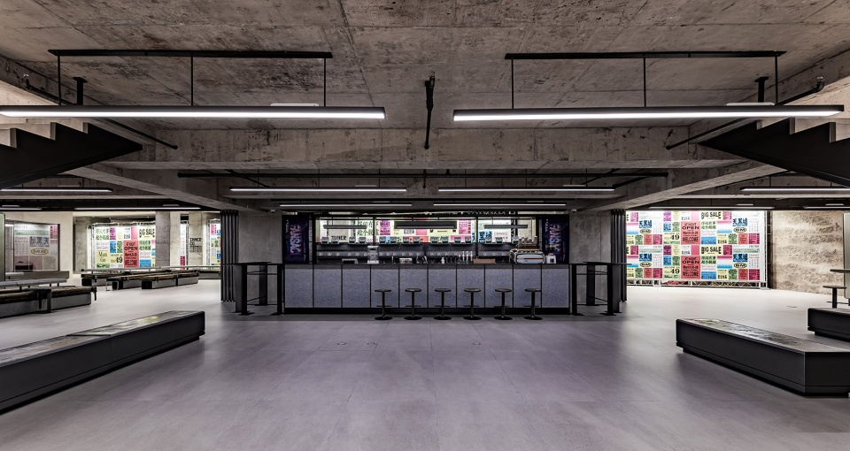 COSMO INNERCO Lighting Design by Guangzhou Lam Light Design