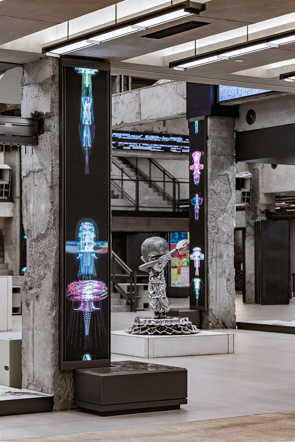 COSMO INNERCO Lighting Design by Guangzhou Lam Light Design