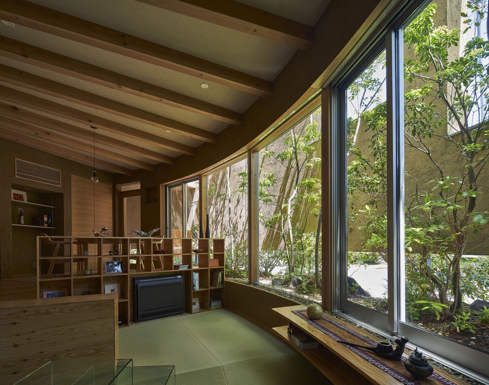 peacoq by uid architects