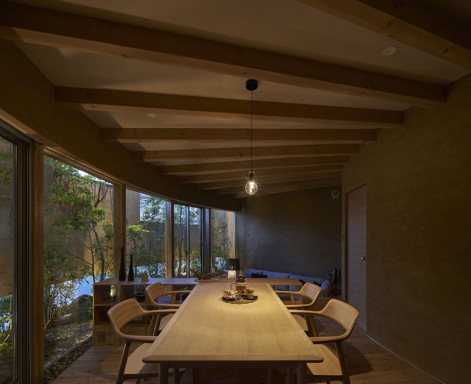 peacoq by uid architects