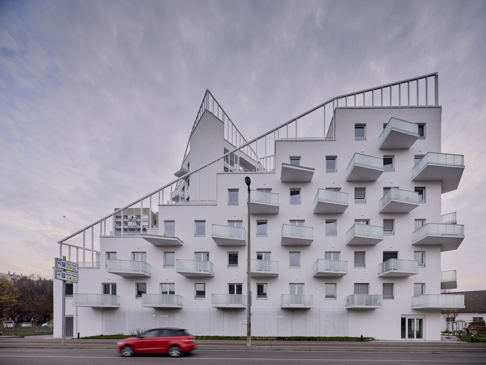 Trendo11 Terraced Residential Building in Budapest by LAB5 architects