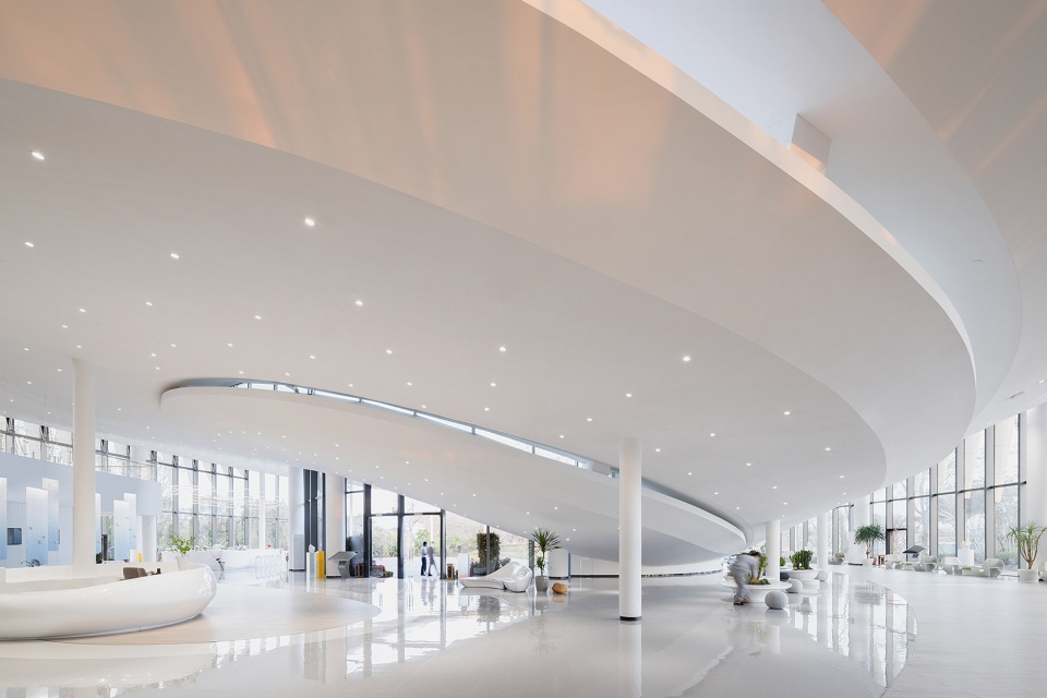 Haikou Xixiu Park Visitor Center China by MUDA Architects