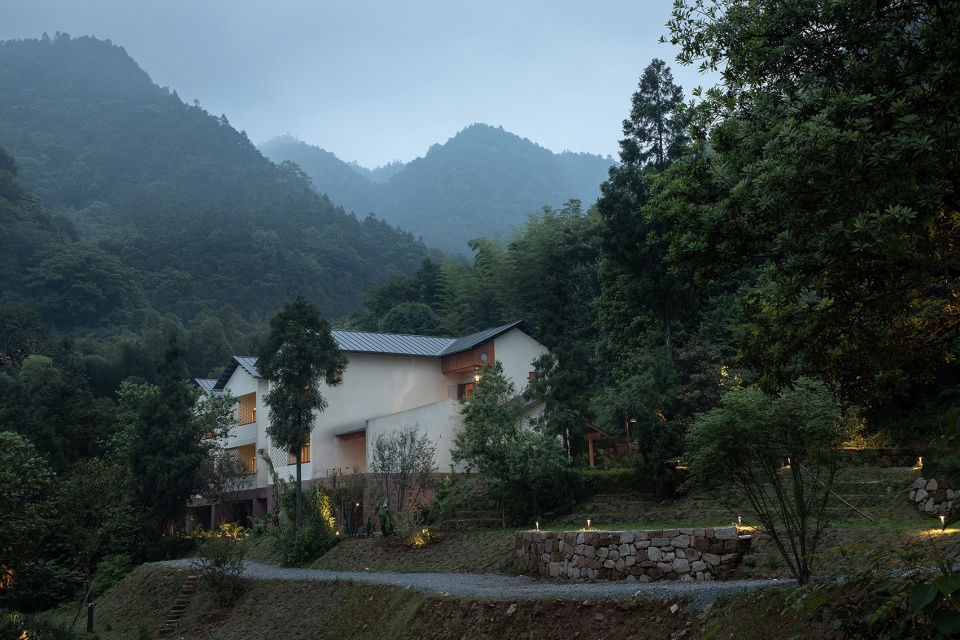 Lost villa in Simianshan Chongqing by kong architects