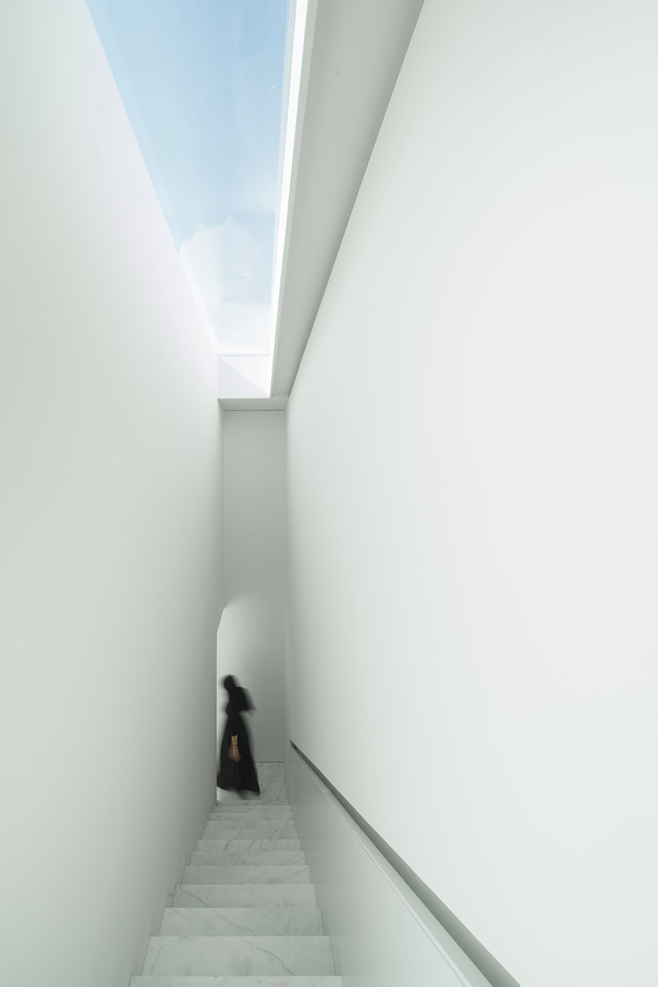 ALAMO HOUSE by Fran Silvestre Arquitectos