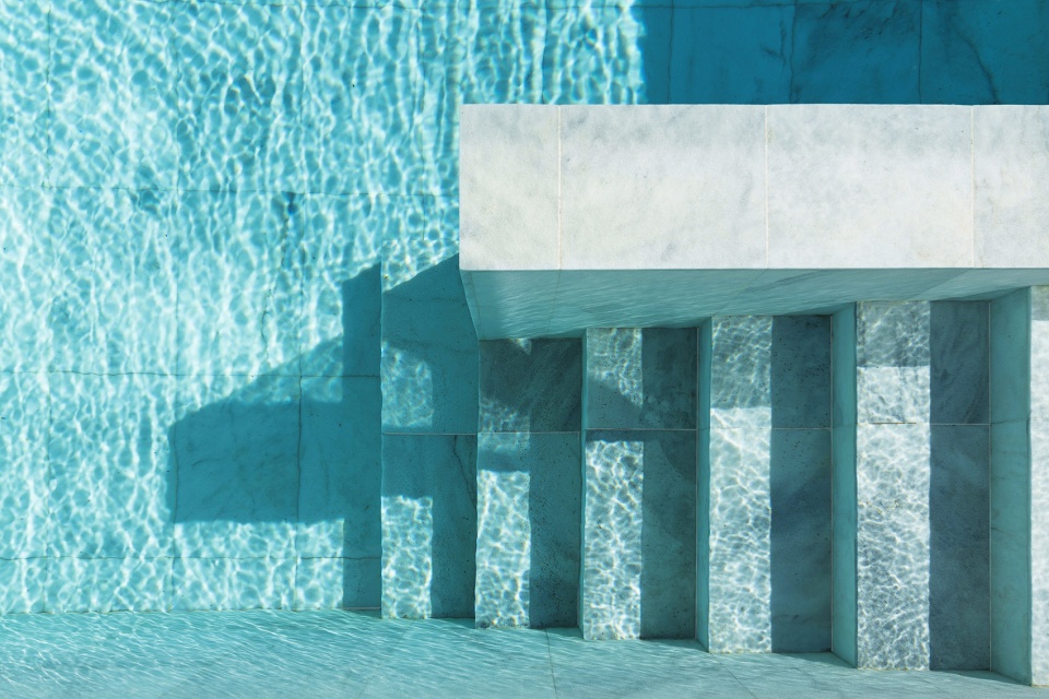ALAMO HOUSE by Fran Silvestre Arquitectos