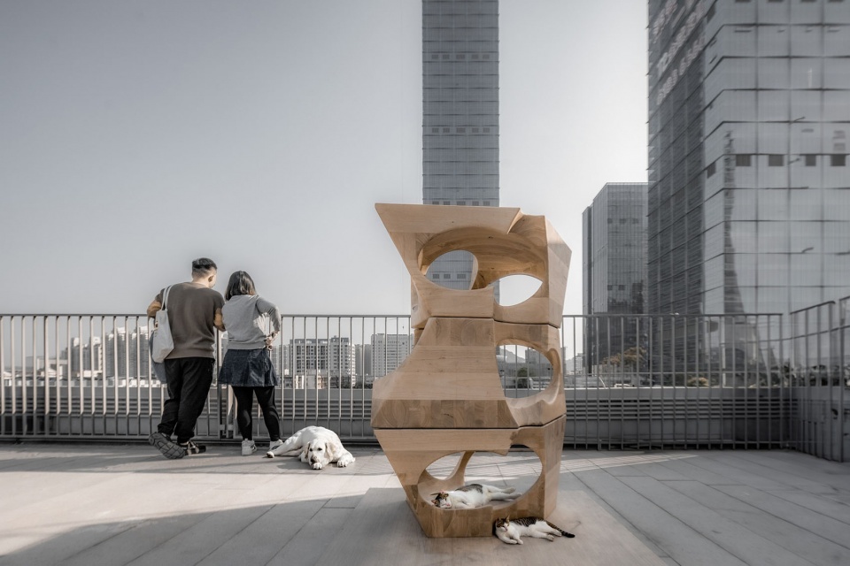 .outdoor 4.full height outdoor 6 co habitable object