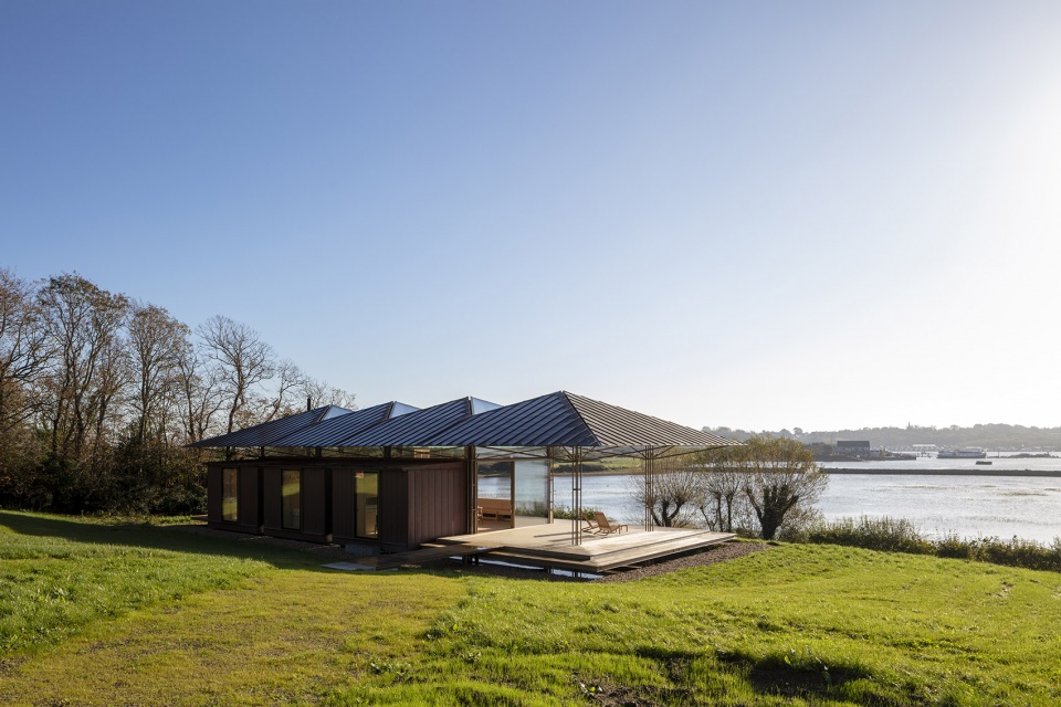 Saltmarsh House by Níall McLaughlin Architects
