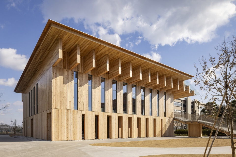 Okayama University Wooden Classroom by Kengo Kuma and Associates
